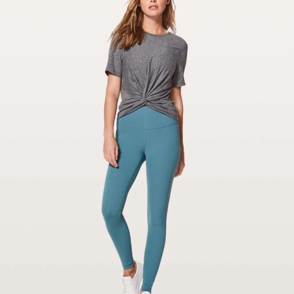 Lululemon Wunder Under Hi-Rise Tight 28" in Persian Blue size 4 - Picture 3 of 6